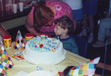 Jill, Louis & the Cake