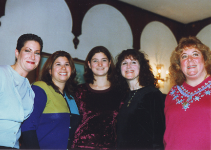 Cousin Allison Kramer, Cousins Mindee & Andrea Rosenberg, Aunt Carrie Cohen & Jill