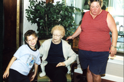 Louis, Grandma Marion & Jill