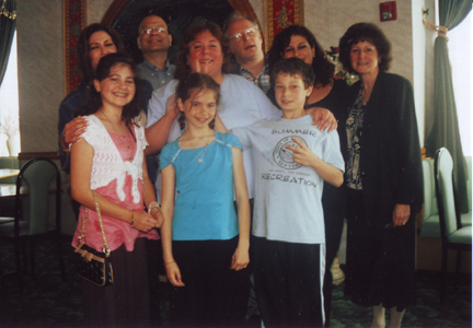 Back L-R Allison, Steve, Jill, Howard, Allison & Carrie / Front Lauren & Allison C & Louis P