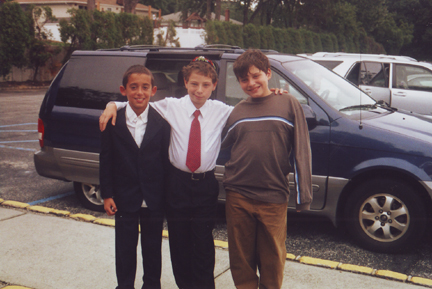 Justin M, Louis & Henry L Outside Temple Beth Elohim