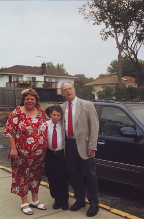 Jill, Louis & Howard outside Temple Beth Elohim