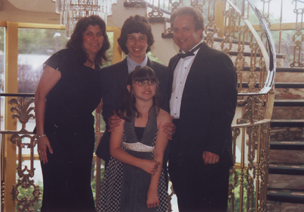 Rhonda, Rachel, Davifd & Allen Levy